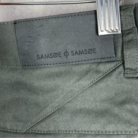 NWT Samsoe Bermuda Shorts Brown Size Large Button Fly Khaki Balder Minimal NEW L - Picture 9 of 16